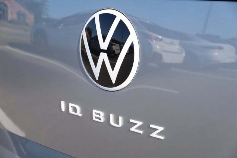 2025 Volkswagen ID. Buzz Pro S
