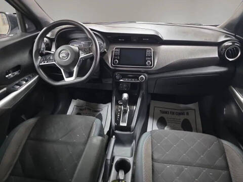 2020 Nissan Kicks SV