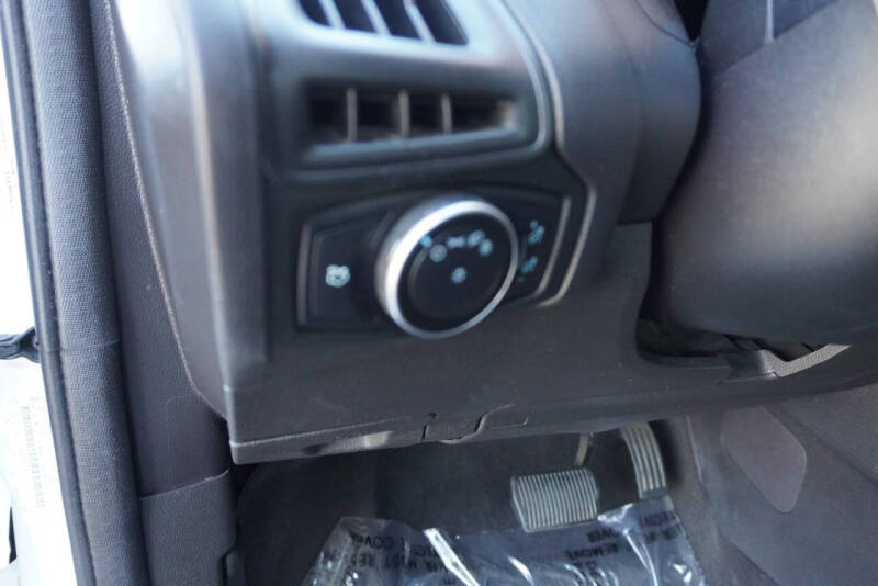 2016 Ford Focus S