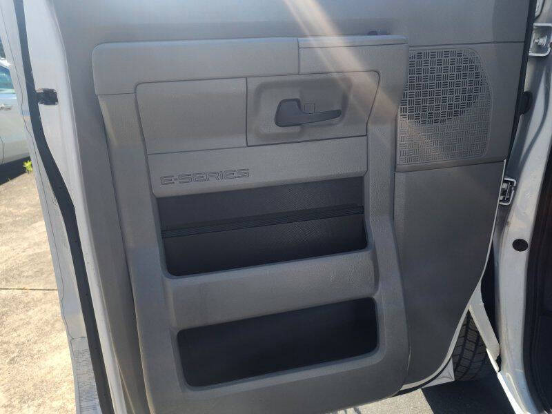 2023 Ford E-Series