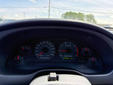 2004 Ford Mustang