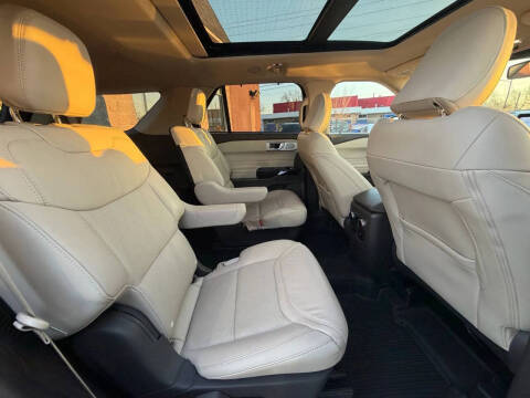 2023 Ford Explorer Platinum