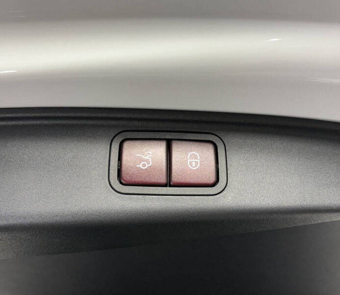 2024 Mercedes-Benz AMG GT 63