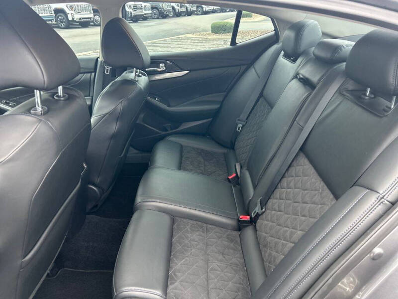 2017 Nissan Maxima 3.5 SR