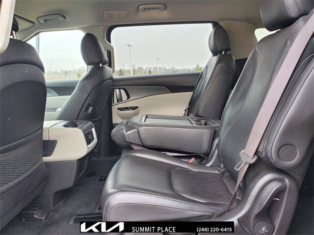 2023 Kia Carnival