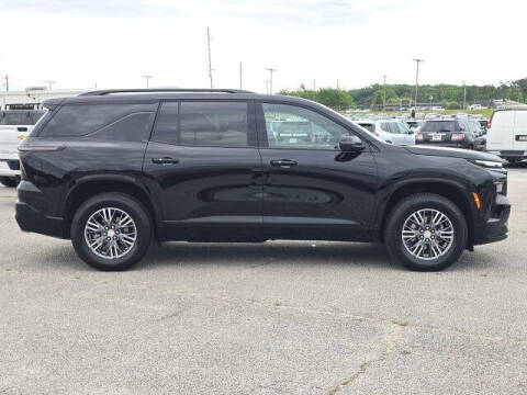 2025 Chevrolet Traverse RS