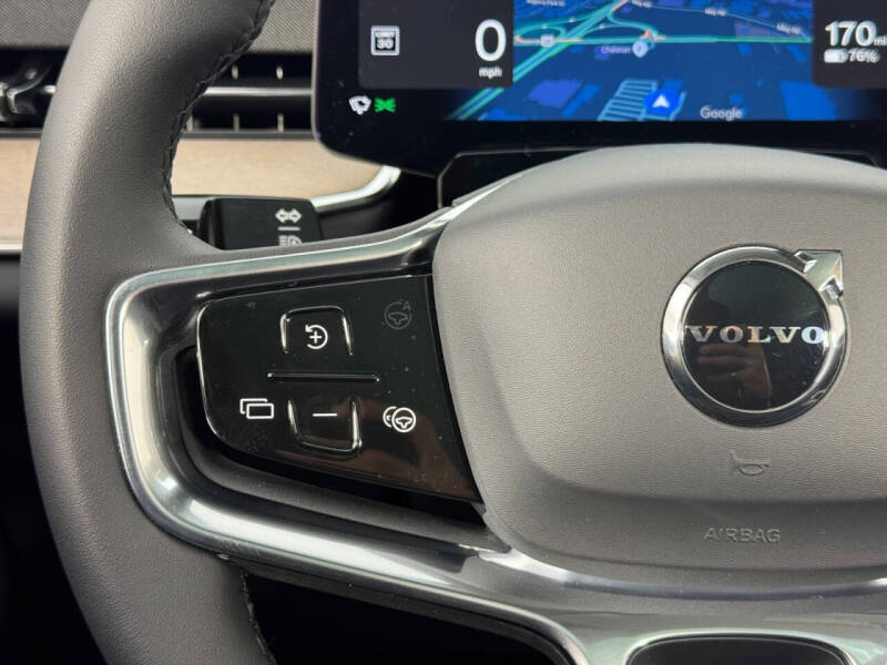 2025 Volvo EX90 Twin Plus 7P