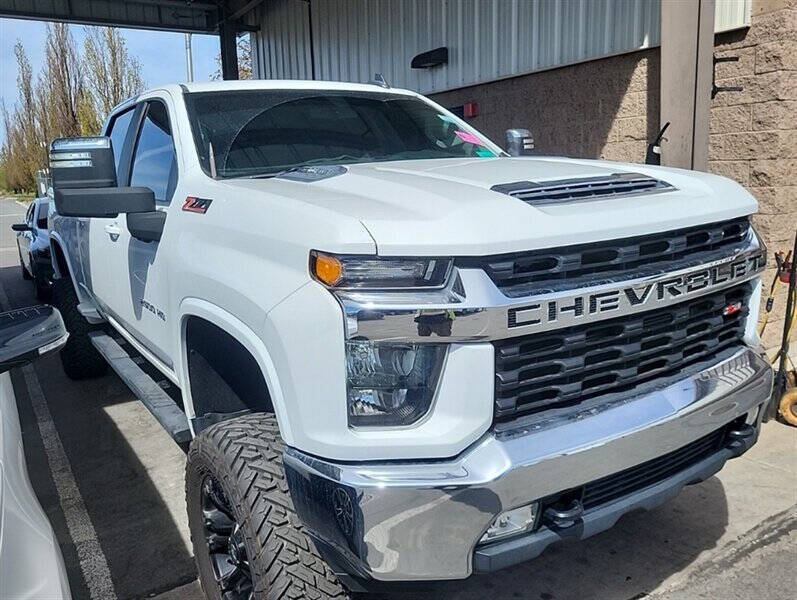 2020 Chevrolet Silverado HD LT 4WD Crew Cab Standard Box's photo