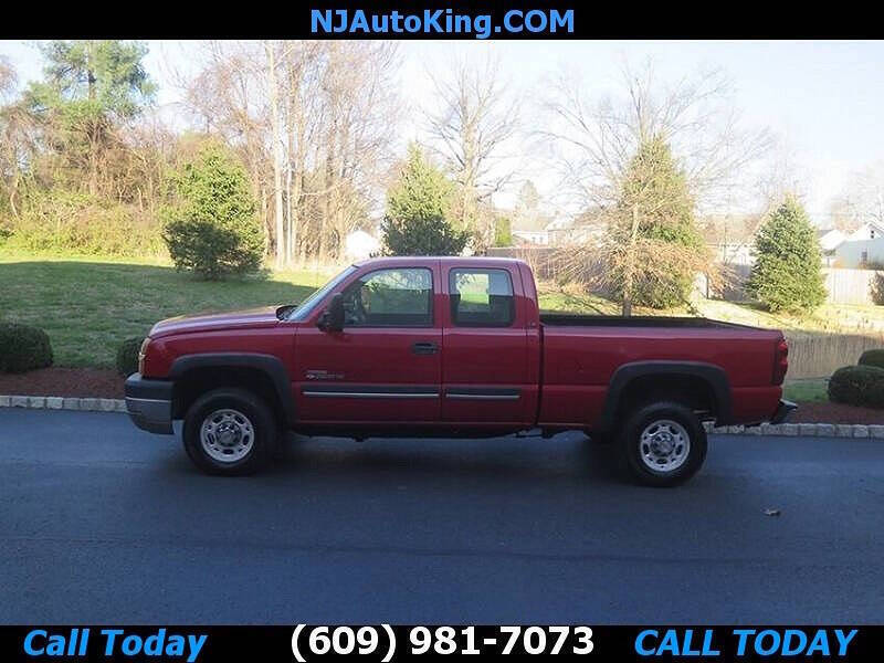 2004 Chevrolet Silverado 2500HD LS