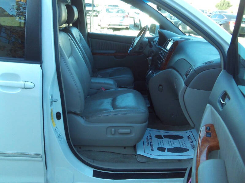 2006 Toyota Sienna XLE Limited 7 Passenger