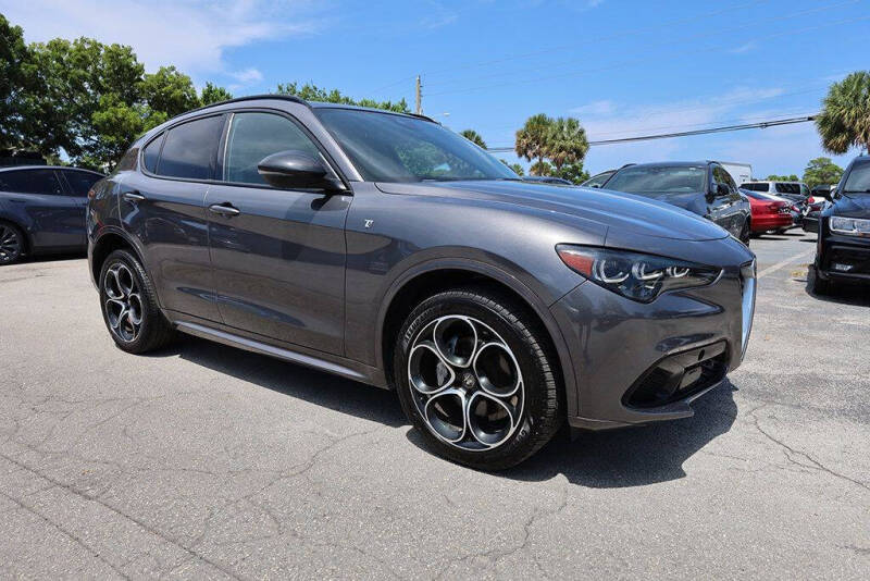 2024 Alfa Romeo Stelvio Ti