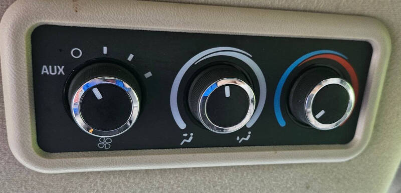 2017 Chevrolet Express LT 2500