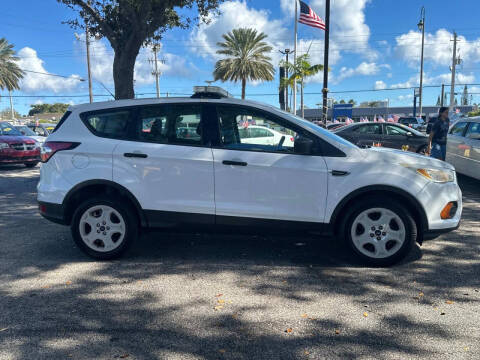 2017 Ford Escape S
