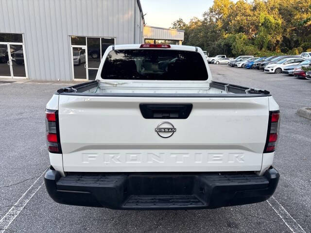 2024 Nissan Frontier S