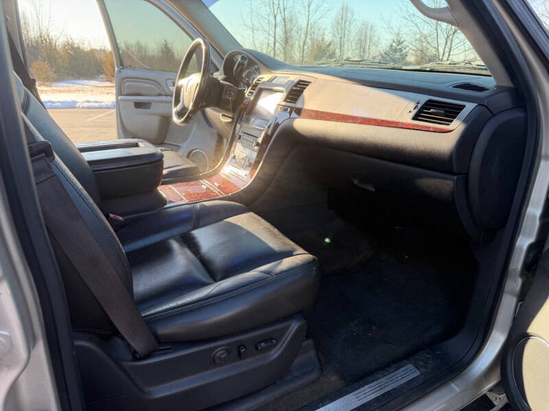 2013 Cadillac Escalade ESV Luxury