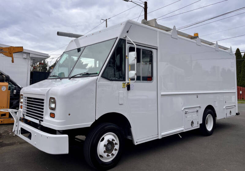2016 Freightliner MT55 Chassis