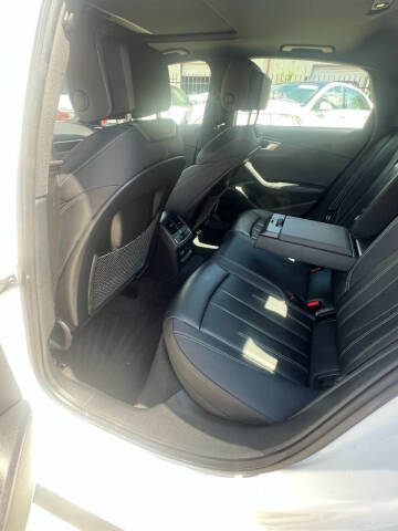 2022 Audi A4 quattro S line Prem Plus 45 TFSI