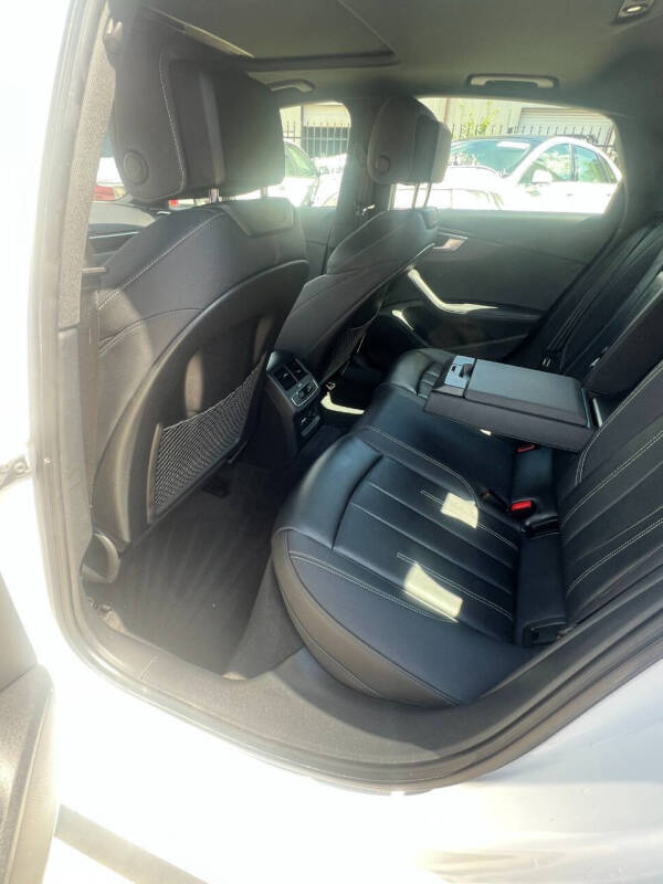 2022 Audi A4 quattro S line Prem Plus 45 TFSI