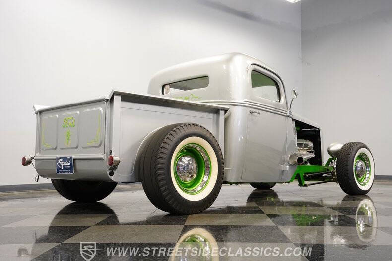 1939 Ford F-100
