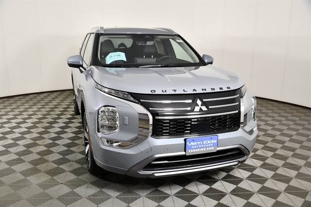 2026 Mitsubishi Outlander PHEV SEL