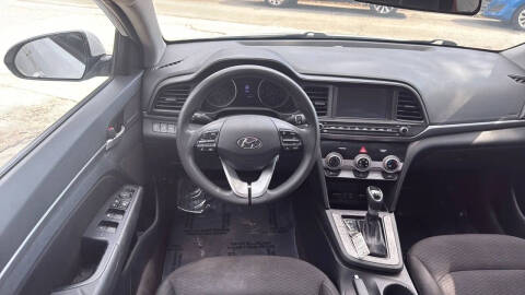 2019 Hyundai Elantra