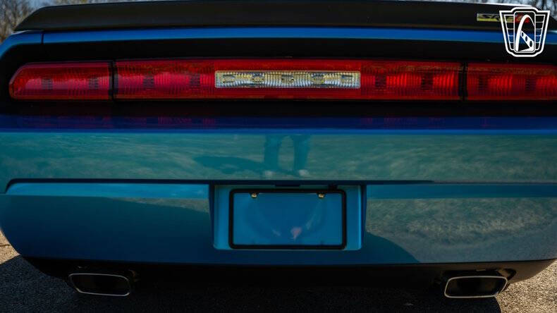 2010 Dodge Challenger SRT8