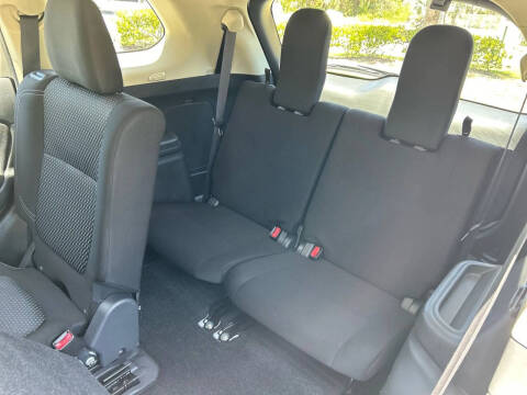 2019 Mitsubishi Outlander ES