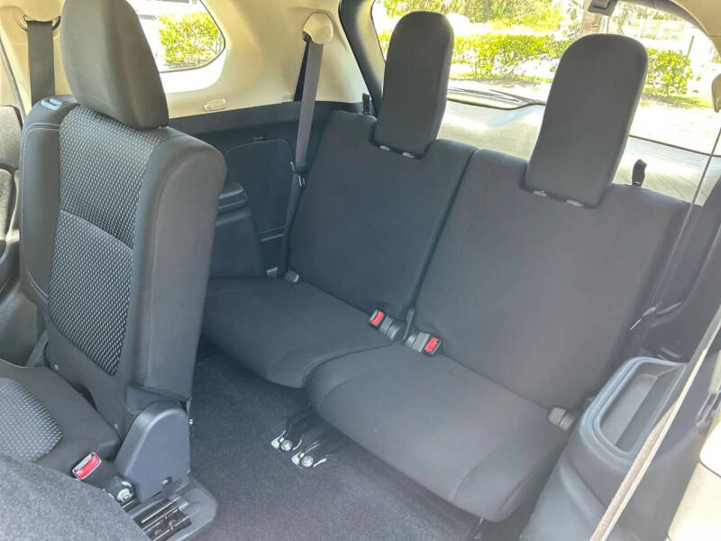 2019 Mitsubishi Outlander ES