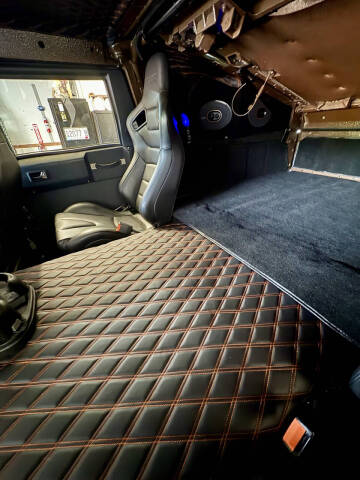 2004 AM General Hummer