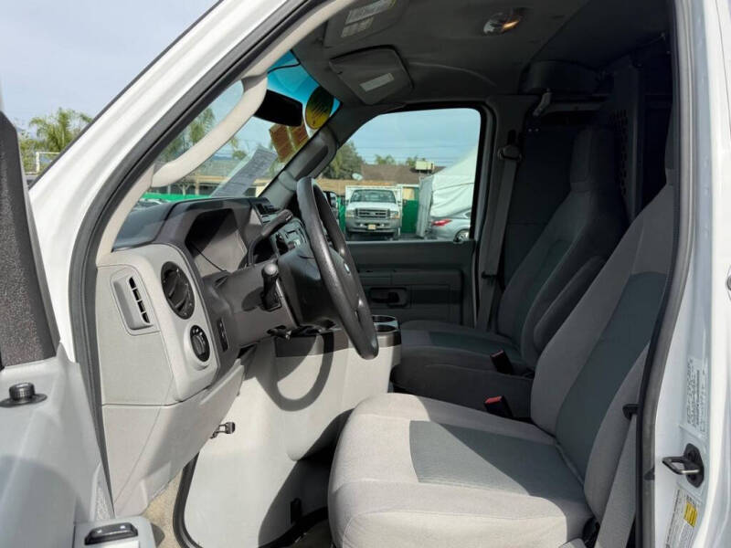 2014 Ford E-Series E-250