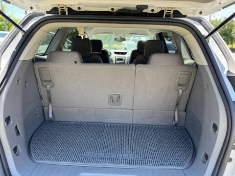 2017 Chevrolet Traverse LT