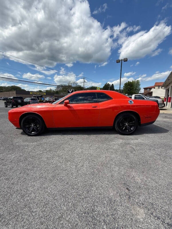 2021 Dodge Challenger SXT
