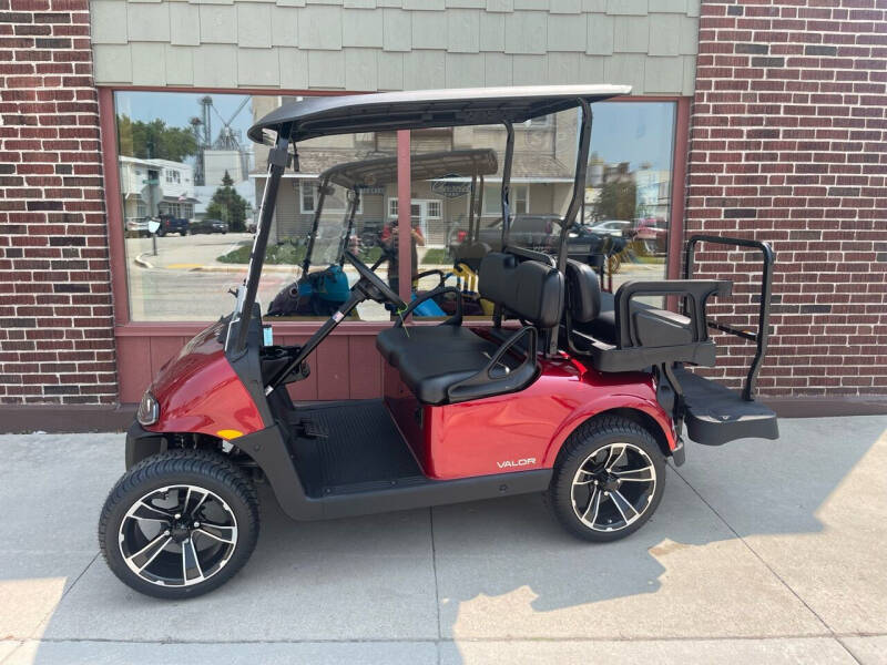 2023 E-Z-GO VALOR for sale at ADELL AUTO CENTER in Waldo WI