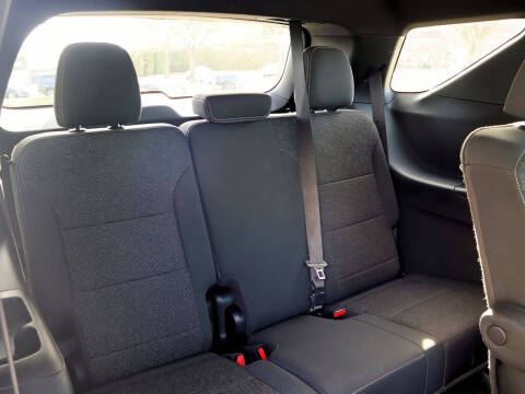 2024 Chevrolet Traverse LT