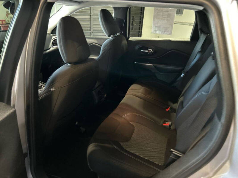 2021 Jeep Cherokee Latitude