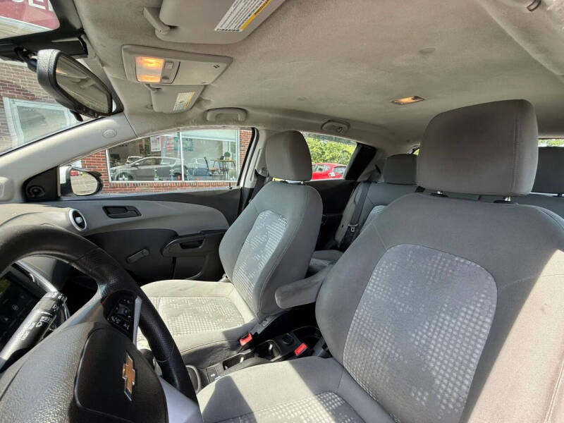 2019 Chevrolet Sonic LT Auto Fleet