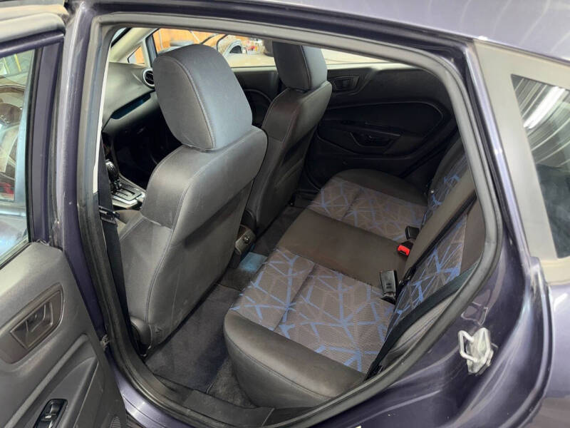 2012 Ford Fiesta SES