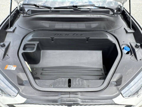 2025 Ford Mustang Mach-E Select
