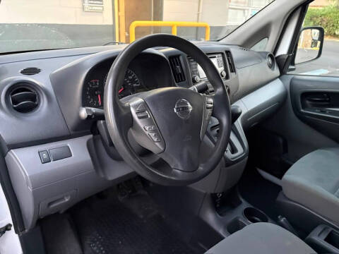 2019 Nissan NV200 S
