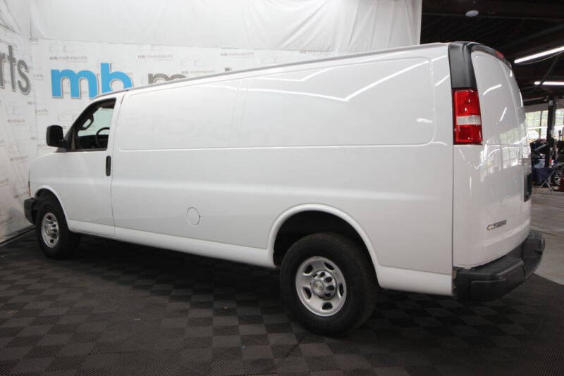 2021 Chevrolet Express 3500