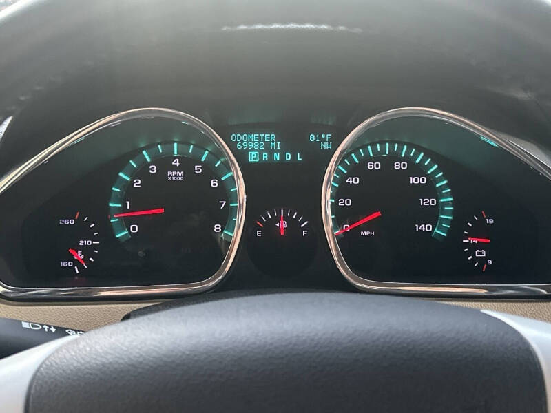 2011 Chevrolet Traverse LTZ