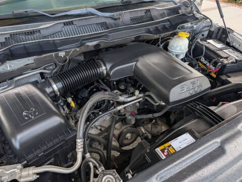 2018 RAM 1500 SLT