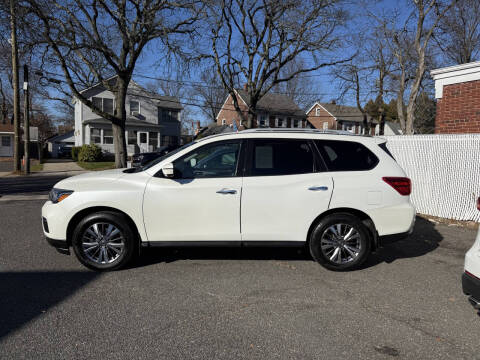 2019 Nissan Pathfinder SL