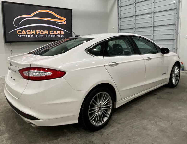 2014 Ford Fusion Hybrid SE