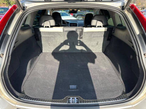 2017 Volvo XC60 T5 Dynamic