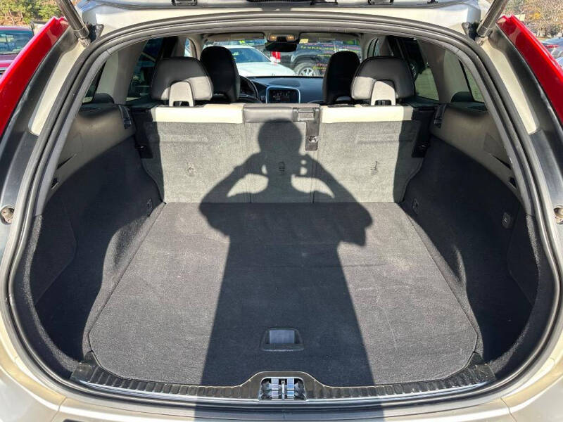 2017 Volvo XC60 T5 Dynamic