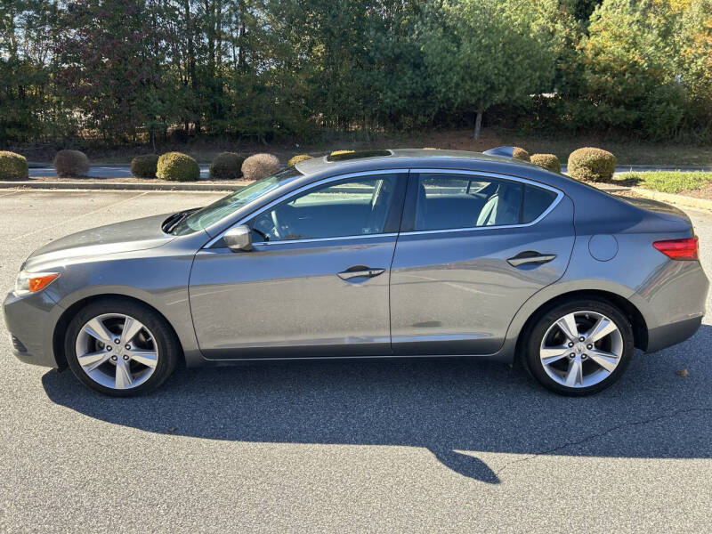 2013 Acura ILX 2.0L w/Tech