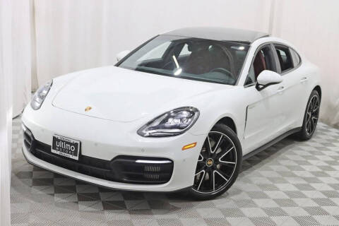 2022 Porsche Panamera