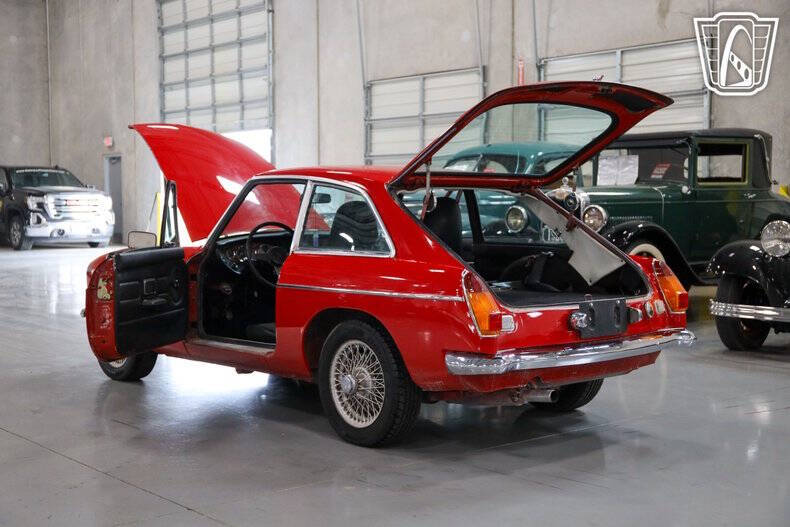 1974 MG B