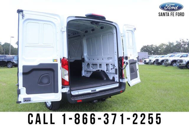 2025 Ford Transit 250